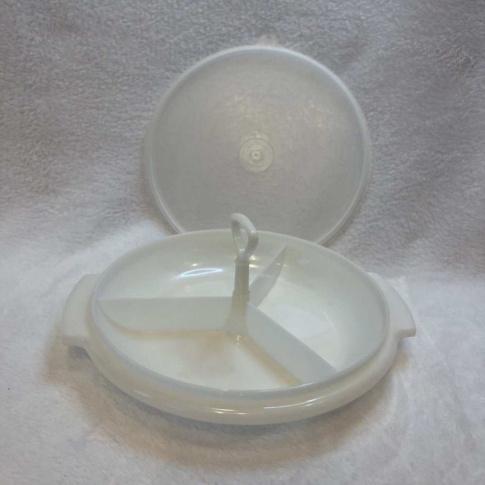 Vintage Tupperware White Suzette Divided Relish Vegetable Tray‎ Lid Handle 608-4